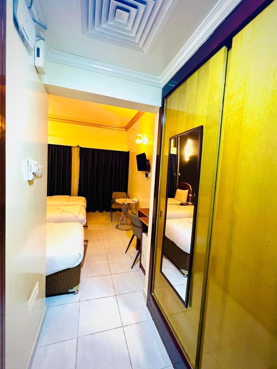 Galaxy Star Hotel Dubai Ngoại thất bức ảnh